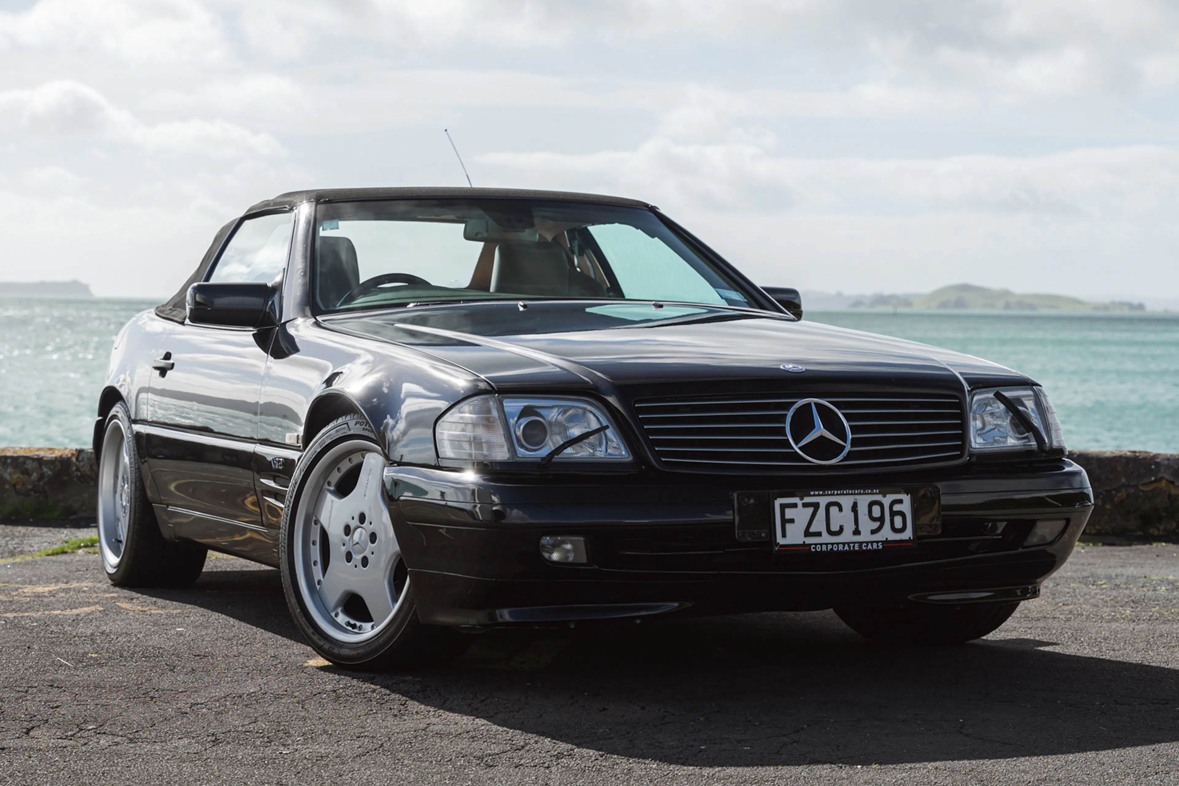 Mercedes メルセデス 1998年夏 1998 Mercedes-Benz SL500 VIN WDBFA67F6WF170551 | Hagerty Valuation